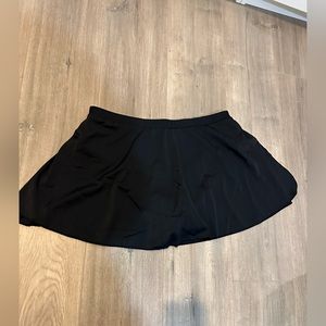 BloomChic- Plain High Waist Split Hem Swim Skirt- Black Size 18/20 - 2X